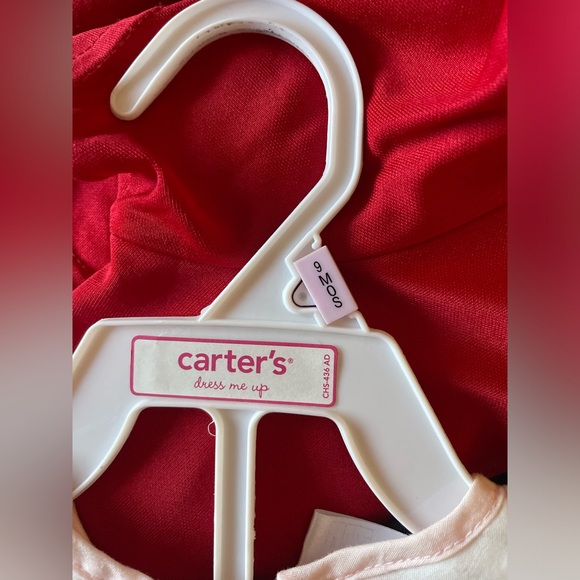Carter’s pink baby gown 9 months - Picture 3 of 3